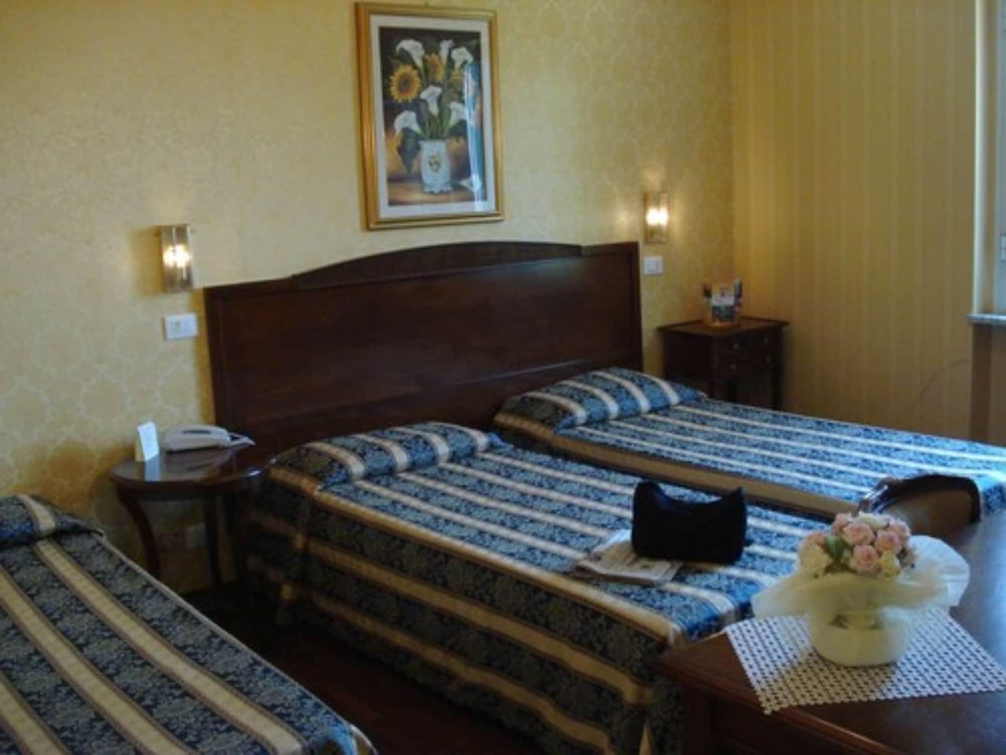 Hotel Villa Aricia 阿里恰 外观 照片