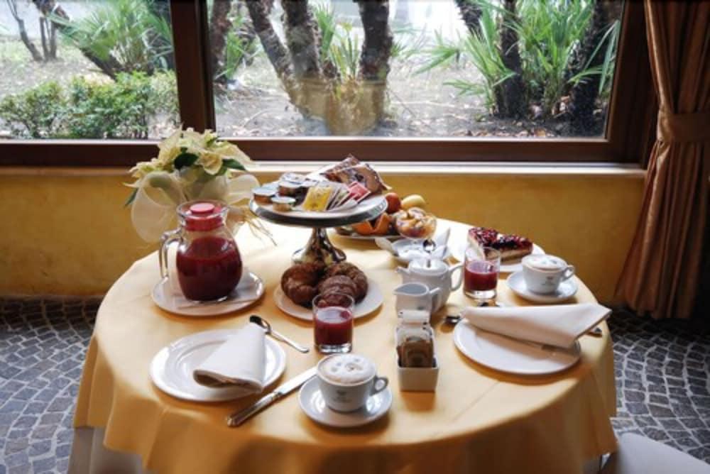 Hotel Villa Aricia 阿里恰 外观 照片