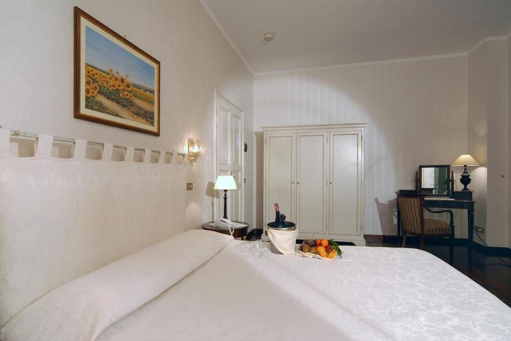 Hotel Villa Aricia 阿里恰 外观 照片