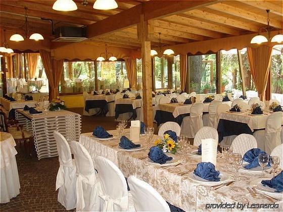 Hotel Villa Aricia 阿里恰 餐厅 照片